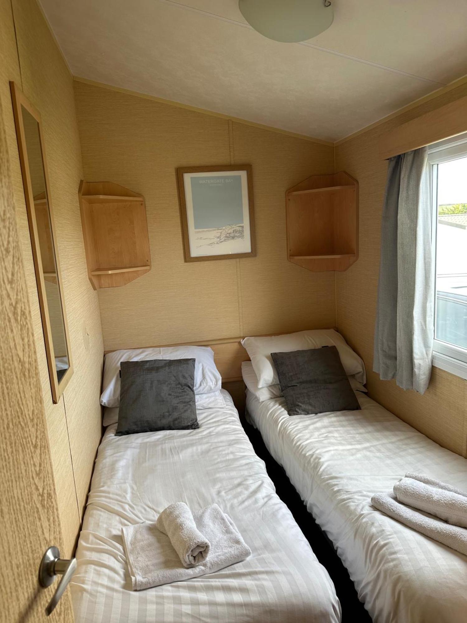 Newquay Bay Porth Caravan - 3 Bed ภายนอก รูปภาพ